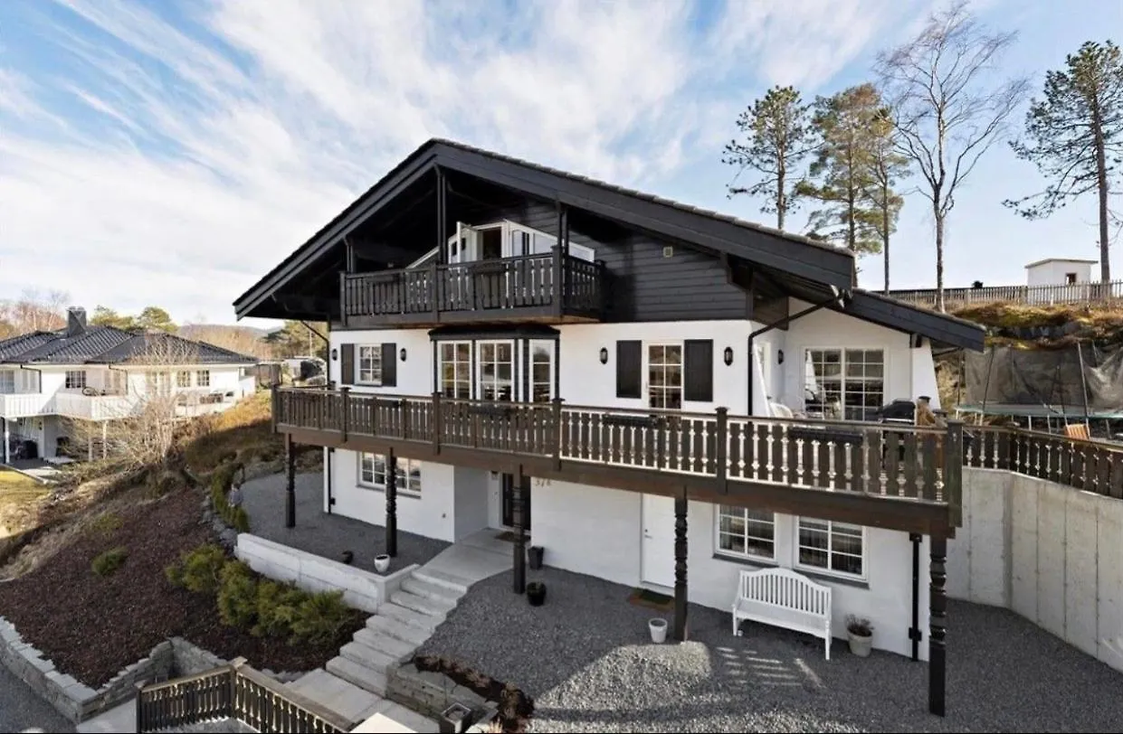 Villa Hjellestad